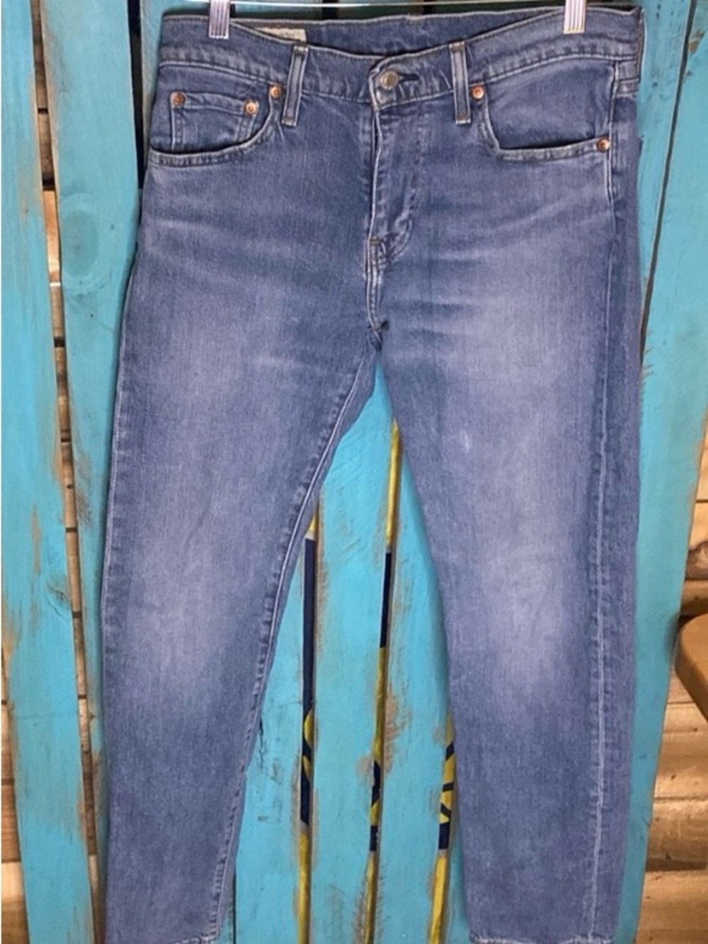 Levi’s Premium Denim big E 502 tapered jeans size 30x32